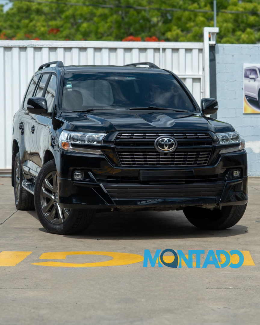 2011 Toyota Land Cruiser - #3